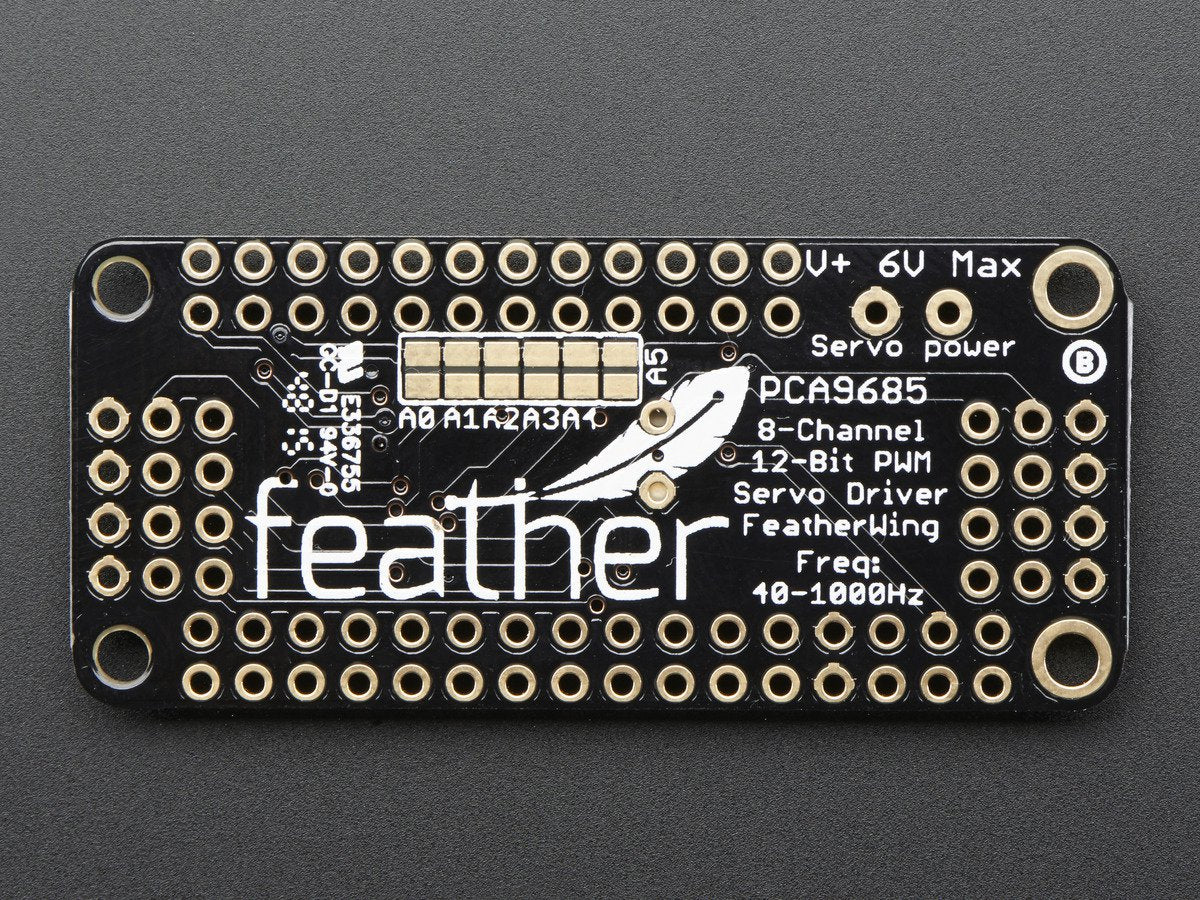 Adafruit 8-Kanal PWM/Servo FeatherWing Add-on für alle Feather Boards, 2928
