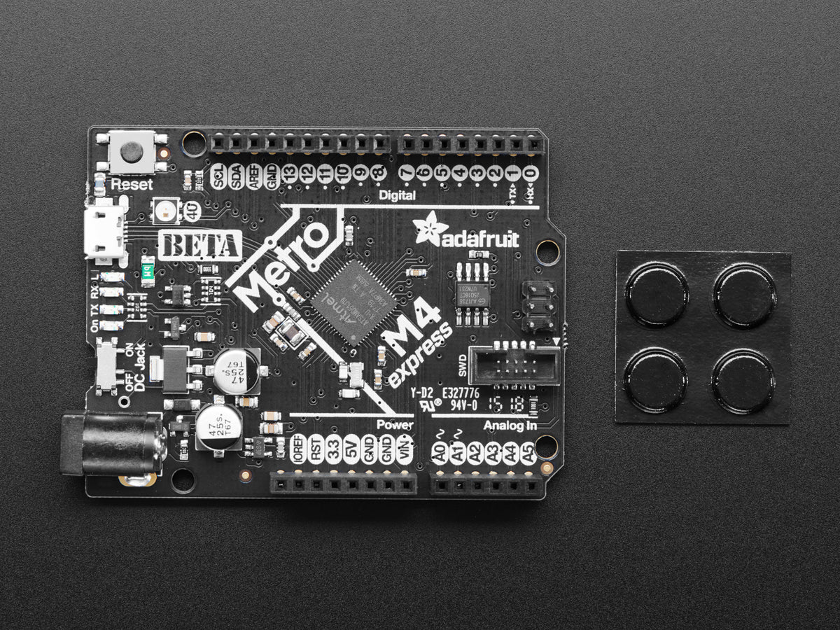 Adafruit Metro M4 feat. Microchip ATSAMD51
