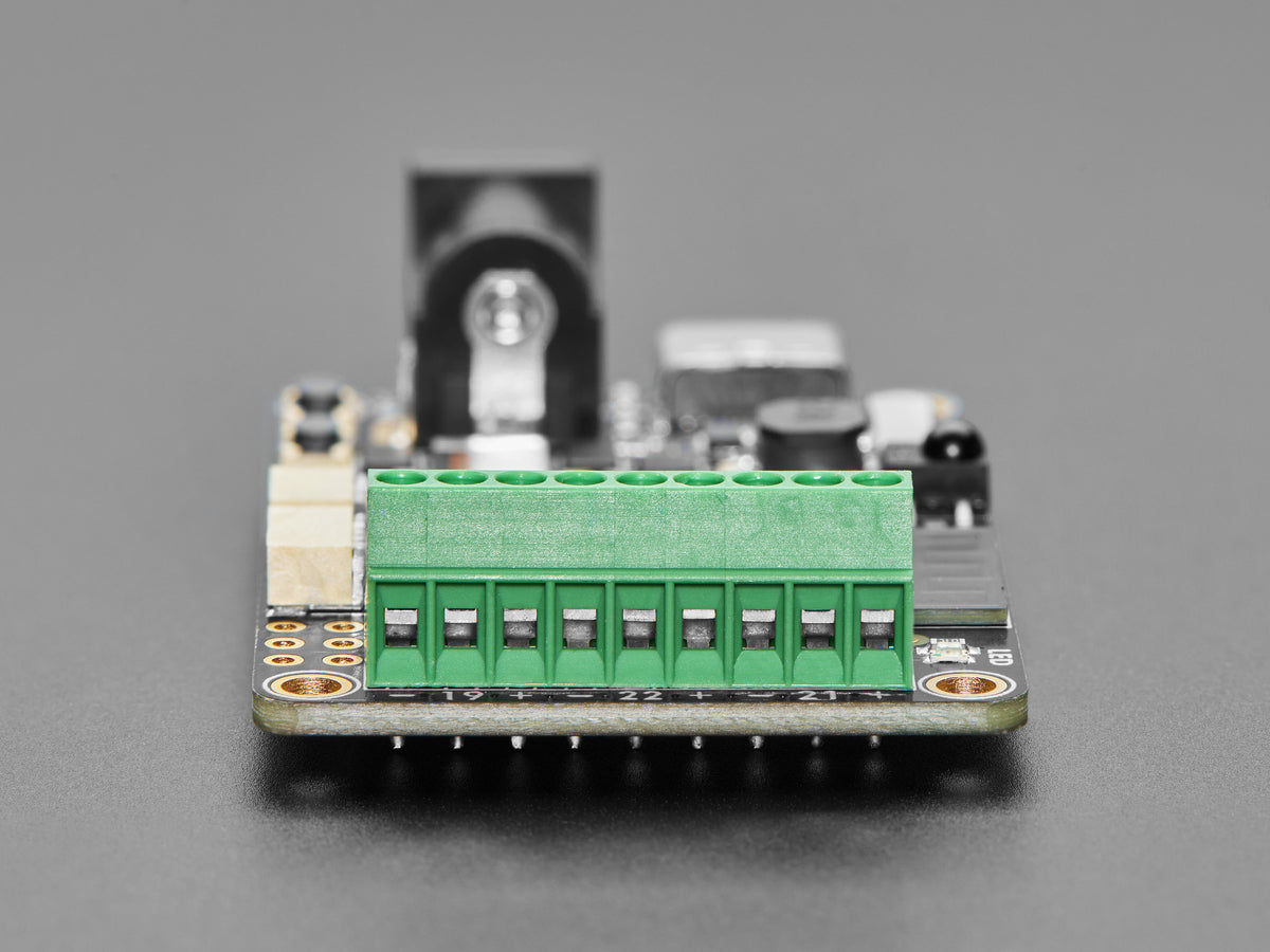 Adafruit Sparkle Motion – All‑in‑One WLED‑ und xLights‑Board, 6100