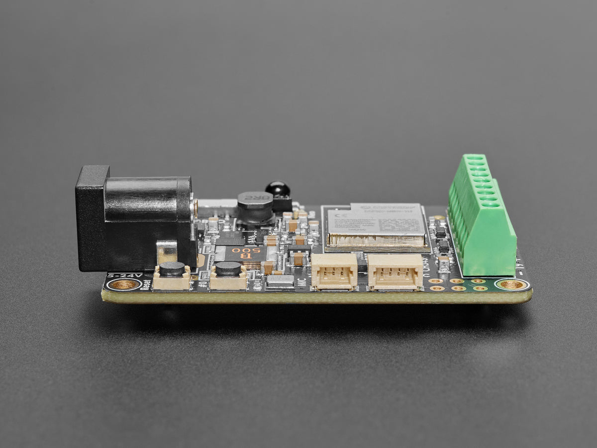 Adafruit Sparkle Motion – All‑in‑One WLED‑ und xLights‑Board, 6100